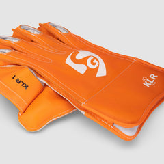 SG KLR 1 Blue/Orange wicketkeeping gloves, grip detail
