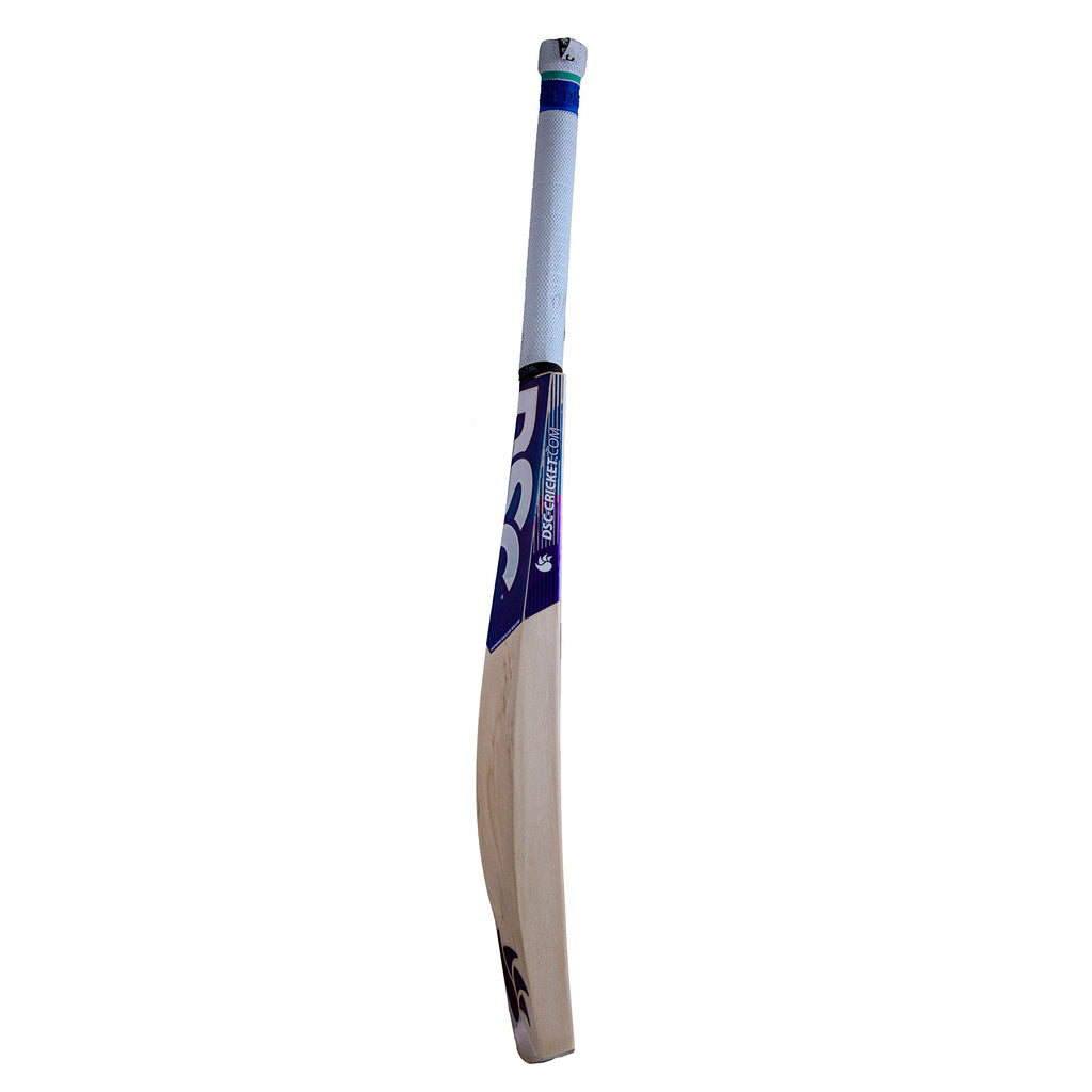 DSC BLU 111 English willow cricket bat, opposite side showing edge and DSC branding