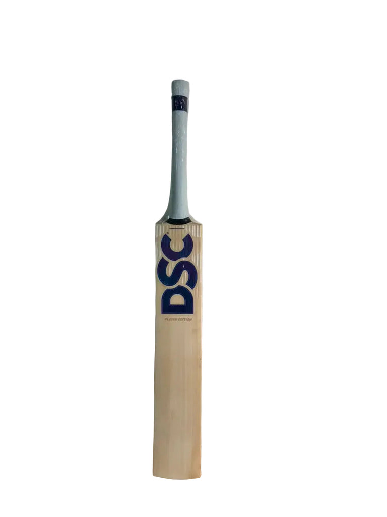 DSC BLU Player Edition English Willow Cricket Bat image 1