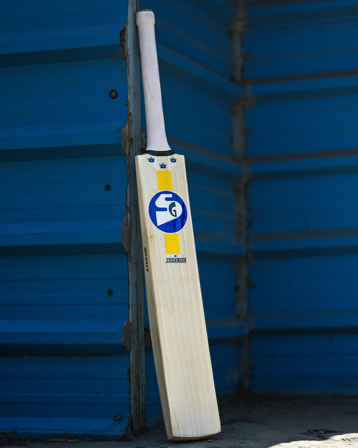 SG IK Xtreme  English Willow Cricket Bat