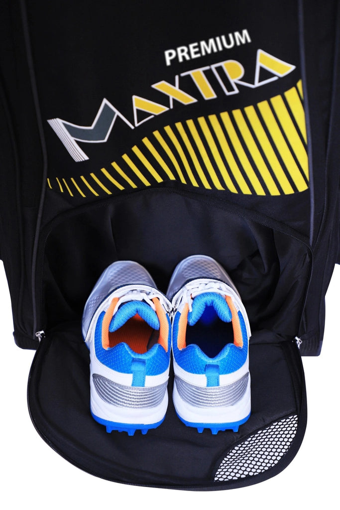 Nike kit bag cricket shop
